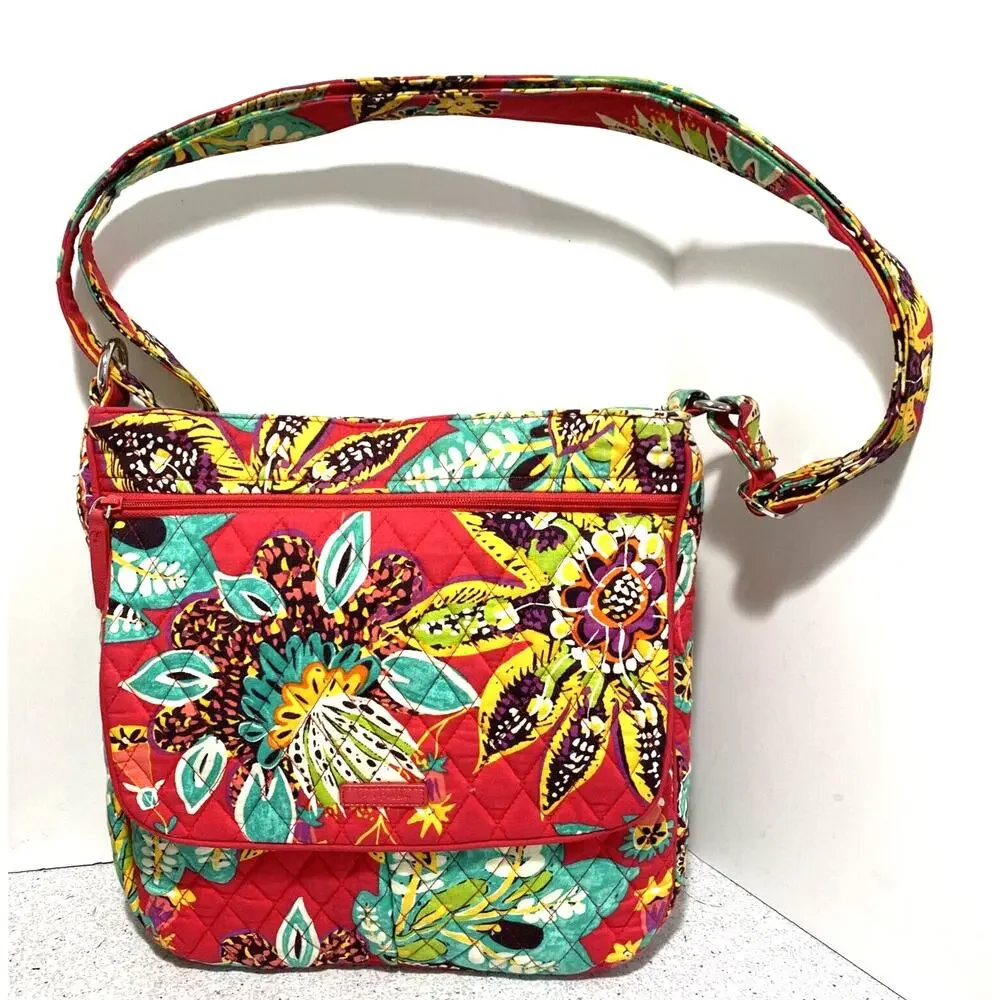 Vera Bradley crossbody bag purse Rumba 2017 retired pink floral quilted solid
